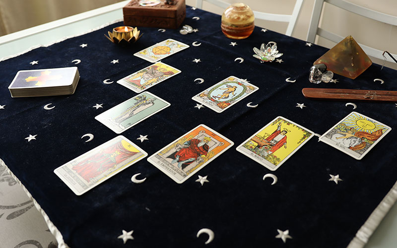 lectura-tarot-dinero-2-2 lectura-tarot-dinero-2-2